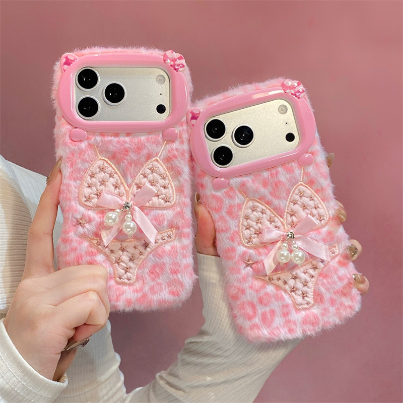 Чехол-накладка Pearl Bikini De – обзор и цена Apple Iphone 16